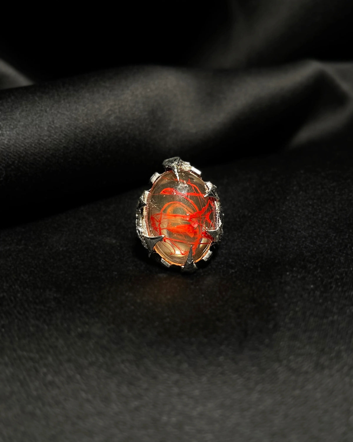 Titan Fang Ring VII