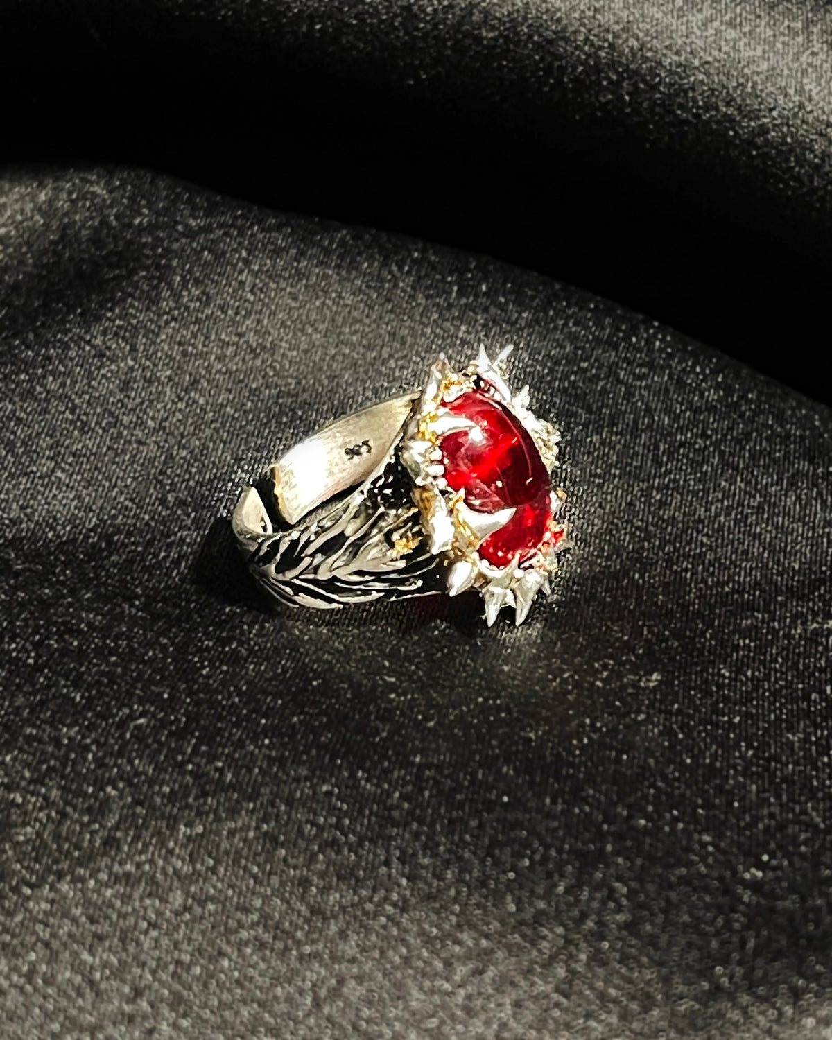 Titan Fang Ring II