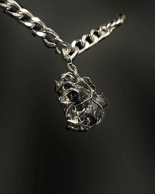 Titan Fang Necklace IX